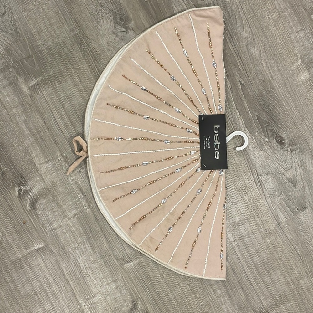 Bebe tree skirt 24in. Blush pink color with pretty beading